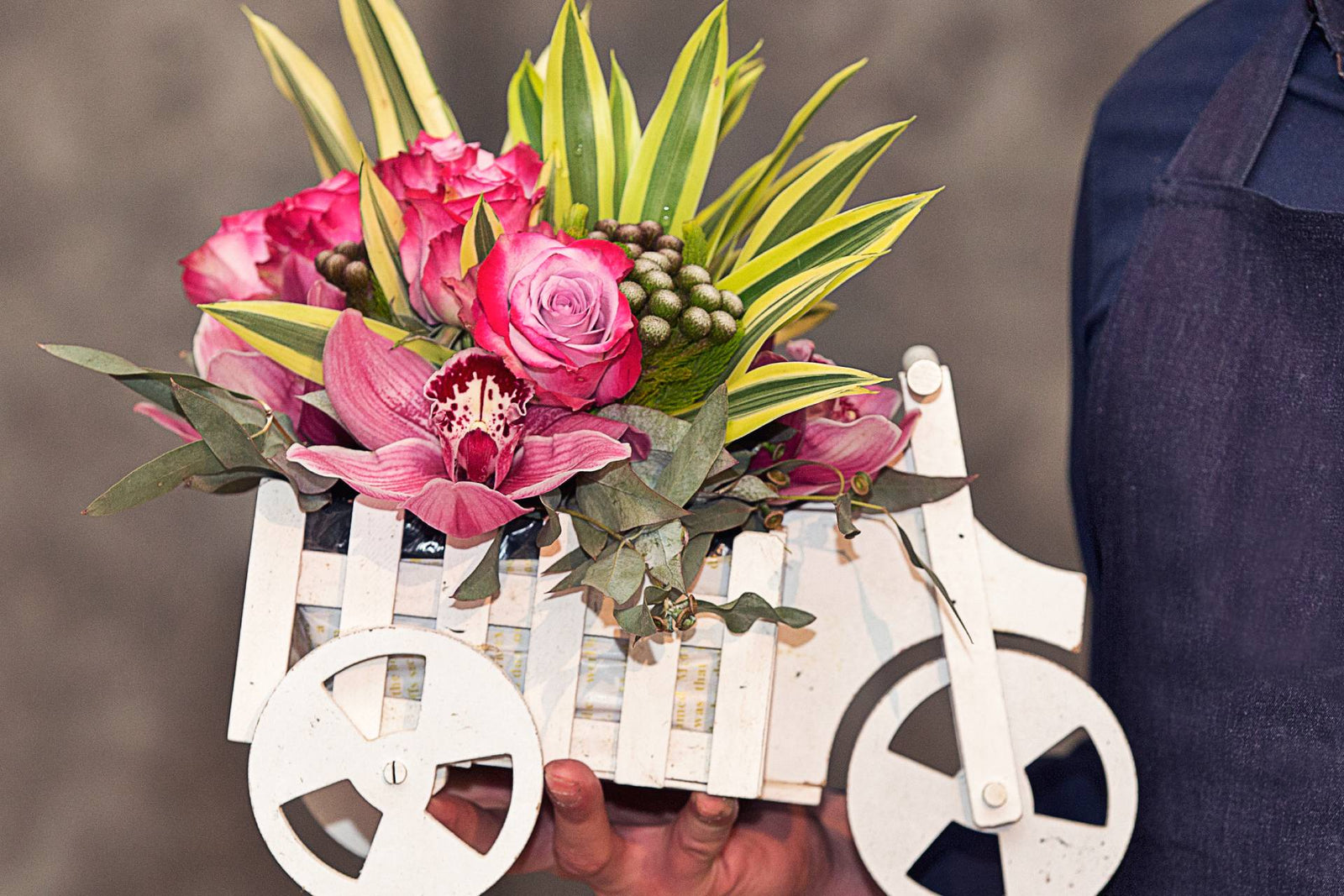 Flower Bouquet Trends 2025: Revolutionary Online Bouquet Delivery in Dubai