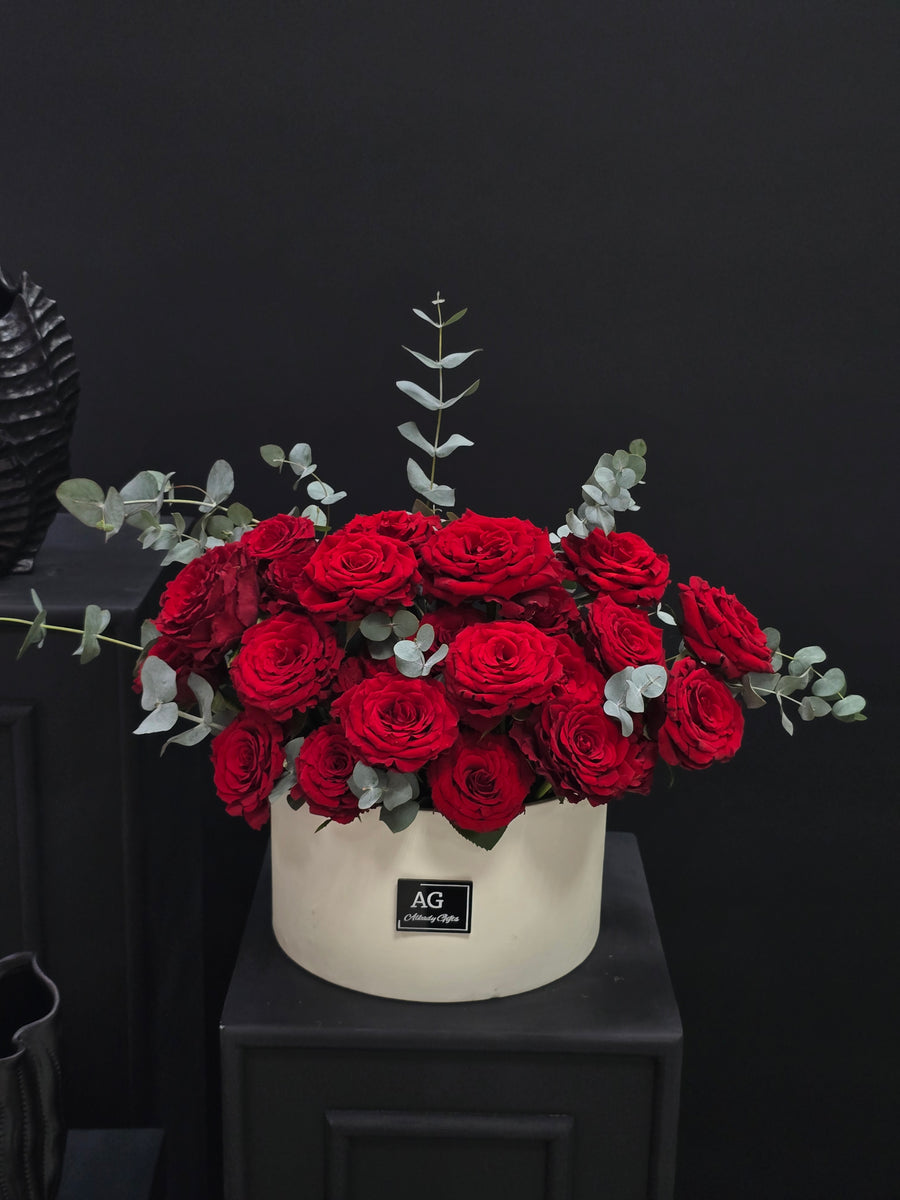 Eternal Elegance: Red Roses in White Leather Box